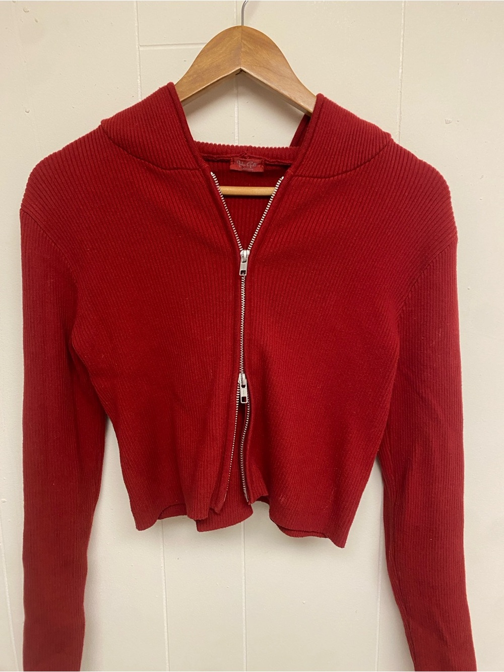 Red Ribbed Zip-Up Hooded Sweater - Picture 3 of 5